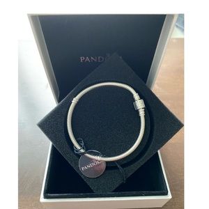 Pandora bracelet size 18/ 7.1 inch